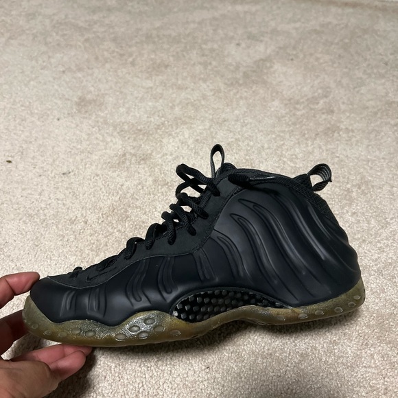 Sz 8.5 “Stealth” air Foamposite one - Picture 4 of 10